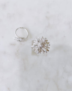 Stacking Silver Daisy Ring